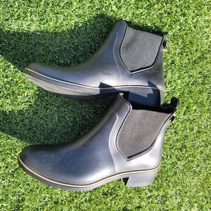 Kate Spade Rubber Chelsea Rain Boots – Size 9